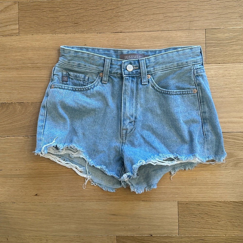 Justusa light blue jean shorts